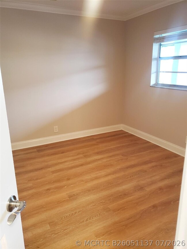Building Photo - 7897 Golf Cir Dr