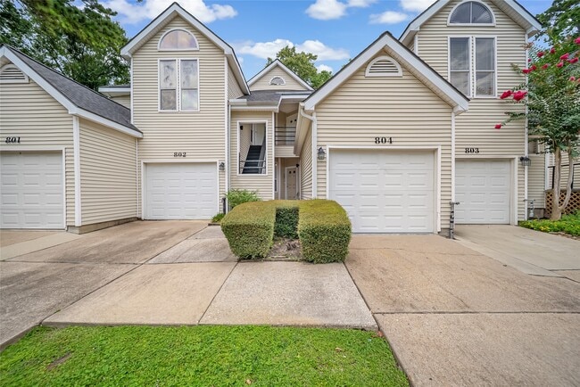 Building Photo - 3317 Golden Trails Dr