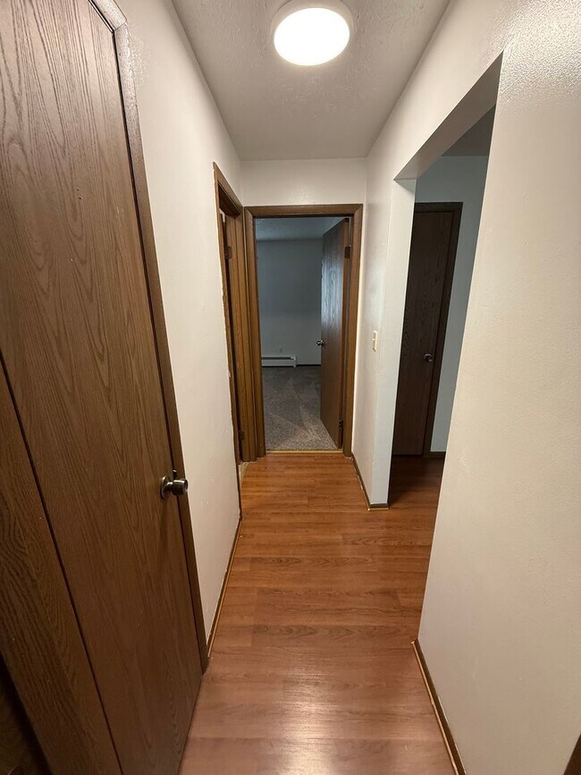 Building Photo - 8423 Colwyn Ct