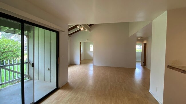 Building Photo - Charming 2-Bedroom 2-Bath plus Bonus Room Home for Rent in Waimea