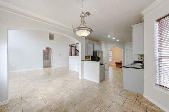 Building Photo - 6727 Patricia Ln