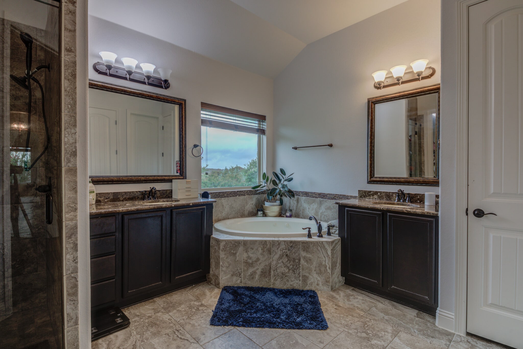 Building Photo - 308 Enchanted Hilltop Way