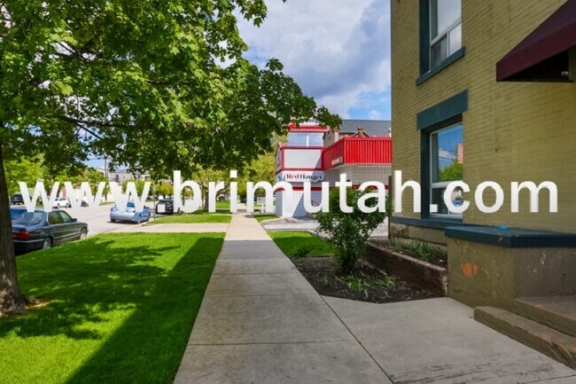 Building Photo - 273-275 S. 400 E. - 4