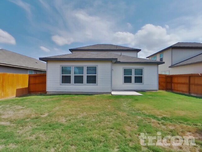 Building Photo - 5915 Noah Pl