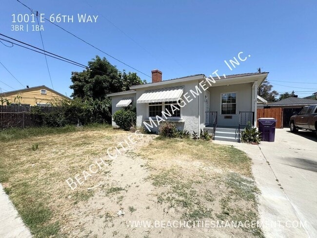 Building Photo - 1001 E 66th Way