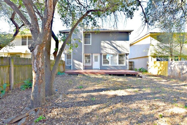 Building Photo - 12903 Humphrey Dr