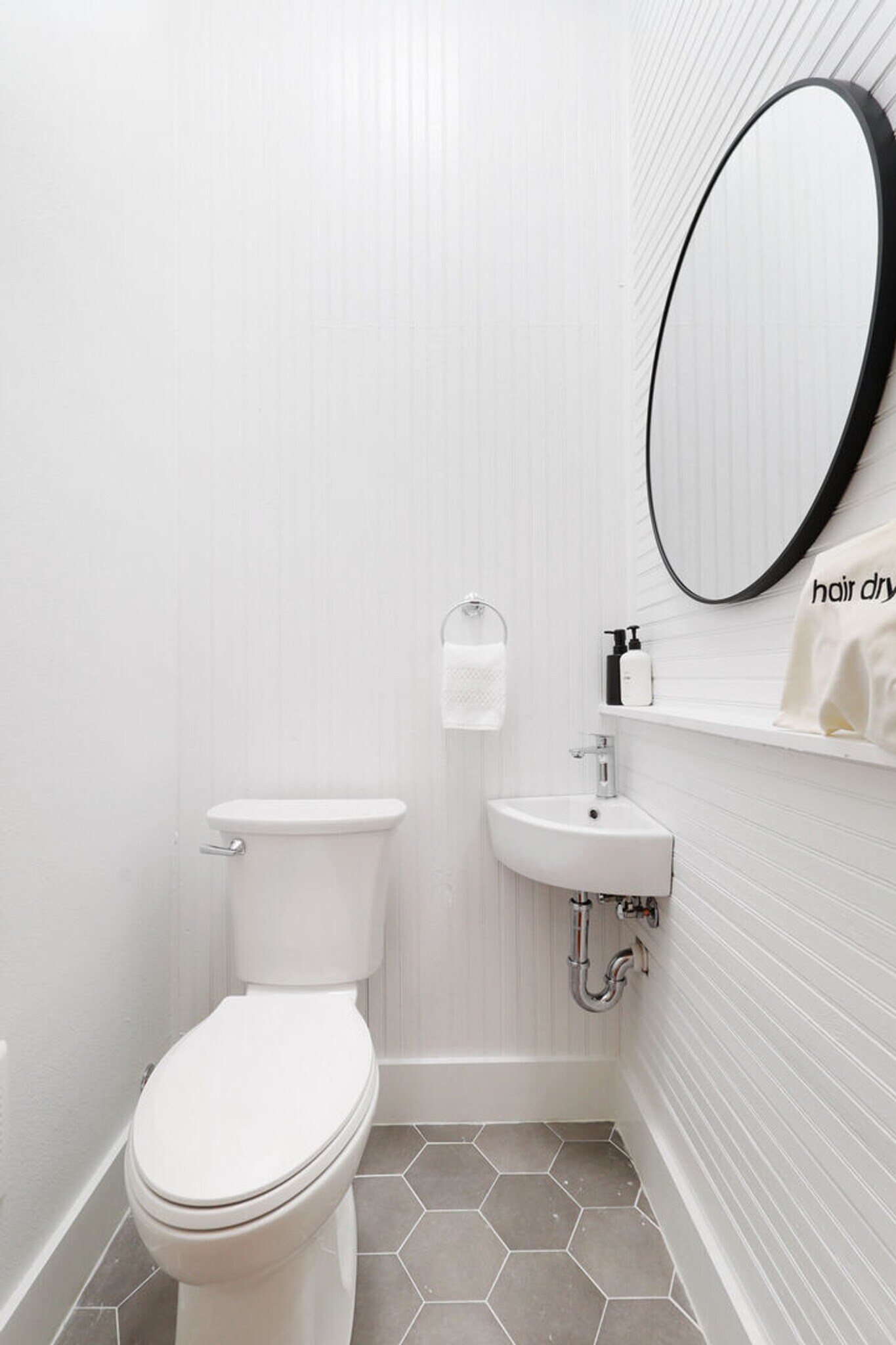 Building Photo - 4327 Canal St