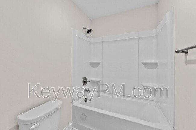 Building Photo - 331 Sumac Trail