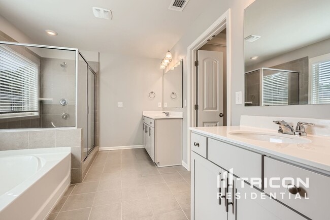 Building Photo - 7064 Demeter Dr