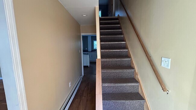 Building Photo - 3 George St