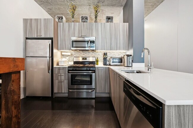 Building Photo - 1345 S Wabash Ave