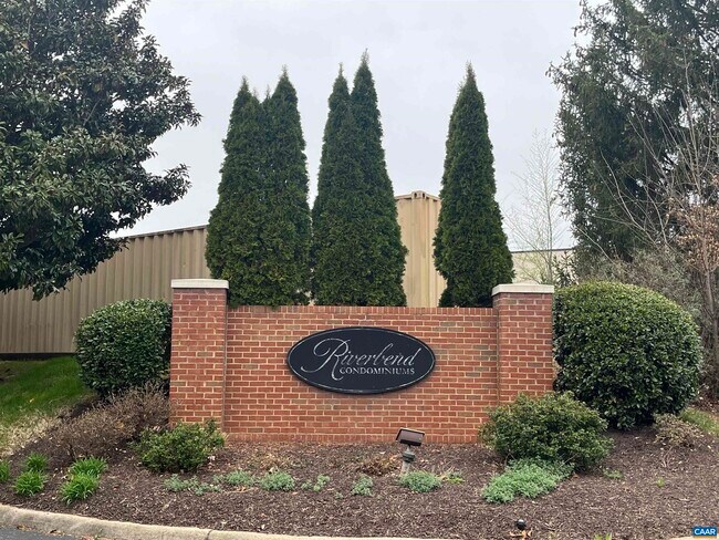 Primary Photo - 300 Riverbend Dr