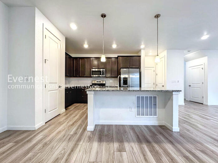 Building Photo - 17490 E 95th Pl