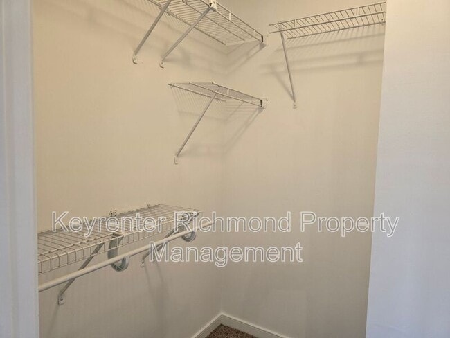 Building Photo - 5204 Reids Pointe Rd