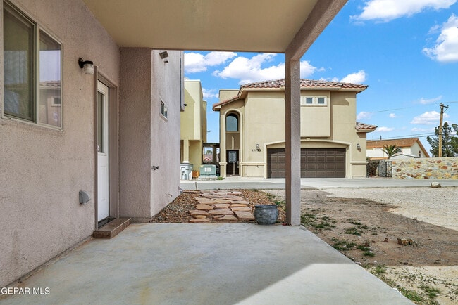 Building Photo - 12237 Gaudi Wy
