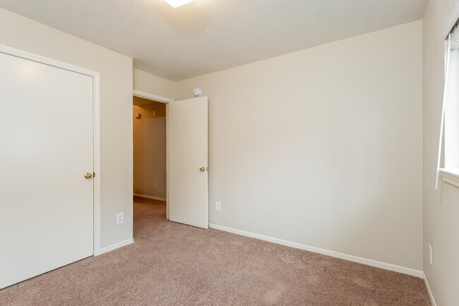 Building Photo - 2415 Amber Wheat Ct