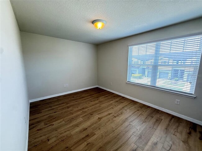 Building Photo - 9154 Hillcroft Dr