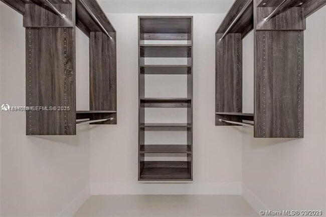 Building Photo - 2960 NE 207th St