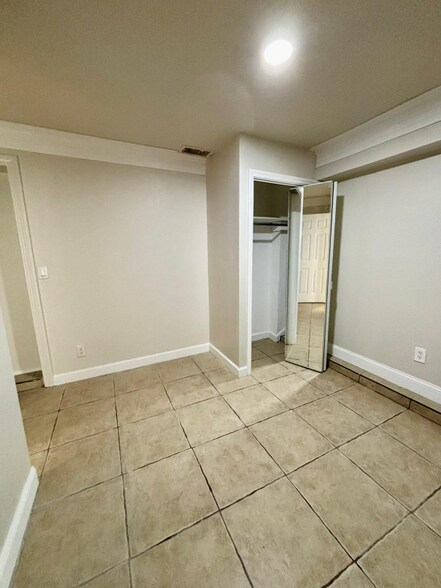 Building Photo - 59 Areca Dr