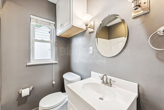 Building Photo - 3331 Ameliamont Ave