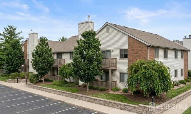 Building Photo - 4707 Ravens Crest Dr