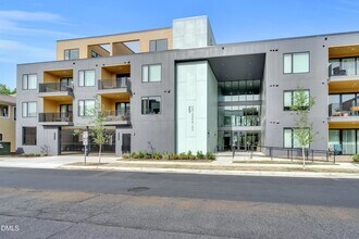 Building Photo - 29 Enterprise St