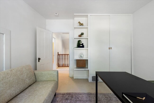 Building Photo - Open Concept Historic Home in Downtown Boz...
