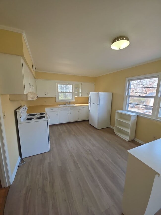 Building Photo - 3-Bedroom Home with Garage and Spacious Yard in Cookeville