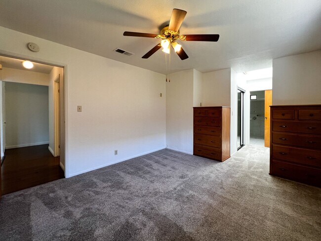 Building Photo - Charming 2 Bedroom, 2 Bathroom Home in Napa