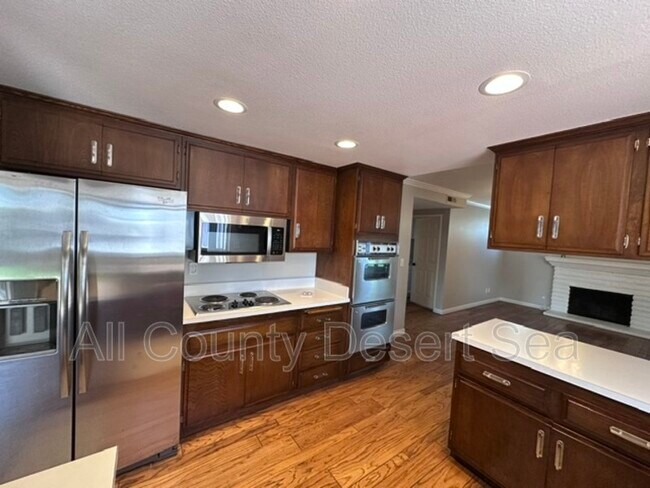 Building Photo - 9191 Kapaa Dr