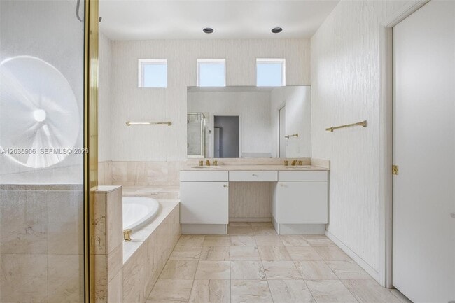 Building Photo - 3722 NE 208th Terrace