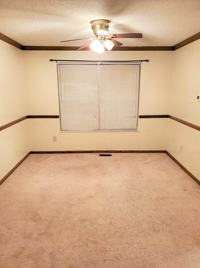Dining Room - 6423 Plankton Dr