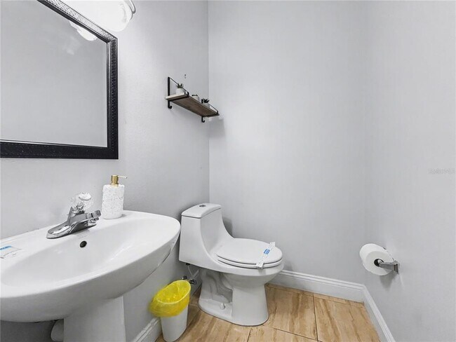 Building Photo - 157 San Carlo Rd