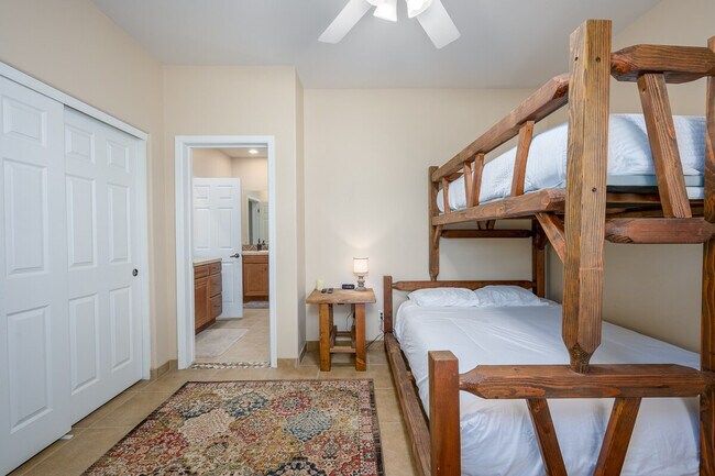 Building Photo - 39609 N 2nd Way