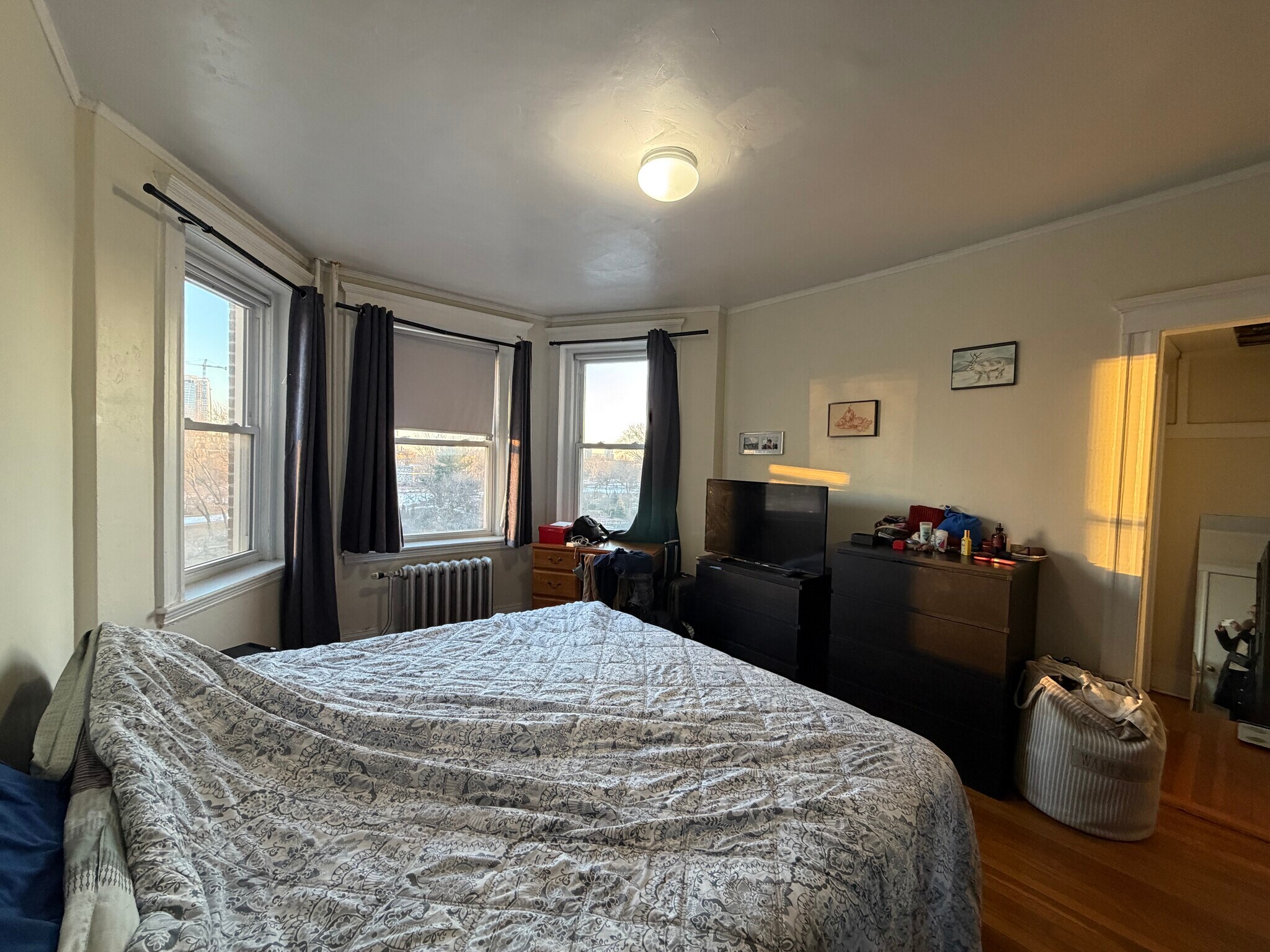 Building Photo - 463 Commonwealth Ave