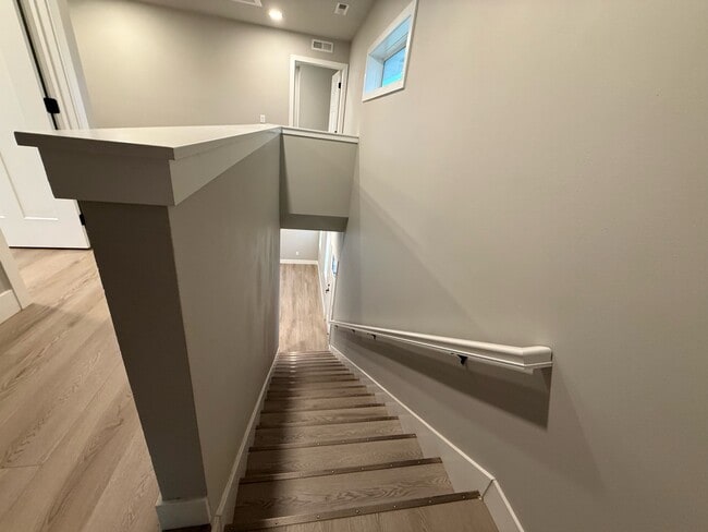 Building Photo - 651 Washington St