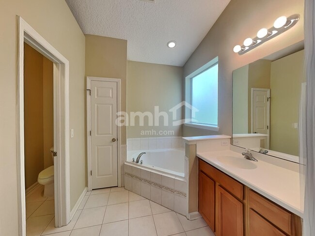 Building Photo - 3028 Atherley Rd