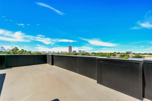 Building Photo - 1961 Dowgate Ct