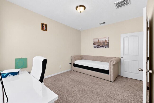 Building Photo - 18217 Cercina Trl