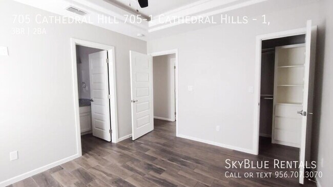 Building Photo - 705 Cathedral Hl