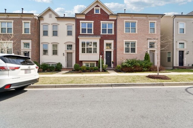 Building Photo - 13706 Petrel St