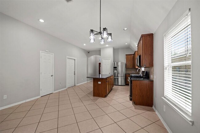 Building Photo - 6907 Birnam Garden Lane