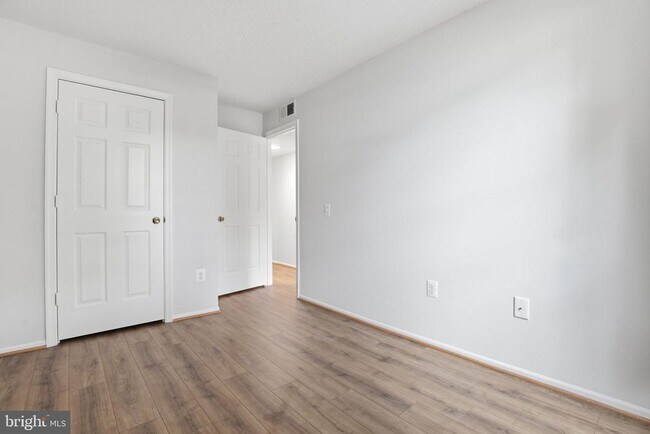 Building Photo - 119 Fort Evans Rd SE