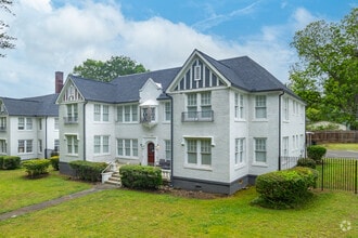 Building Photo - Parkway Arms Apartments