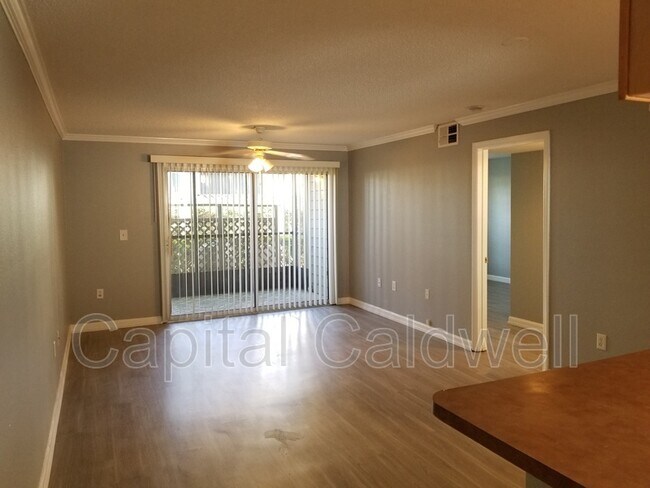 Building Photo - 2500 Winding Creek Blvd