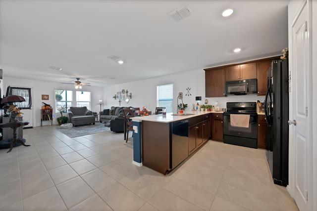 Building Photo - 5906 Wedgemere Dr