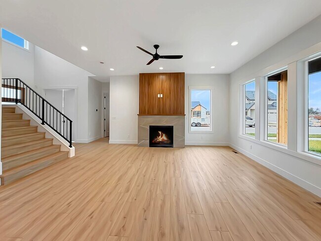 Building Photo - Pet-Friendly Luxury: New 4BD Construction with 2 Dedicated Offices in Eagle’s Centerra Community