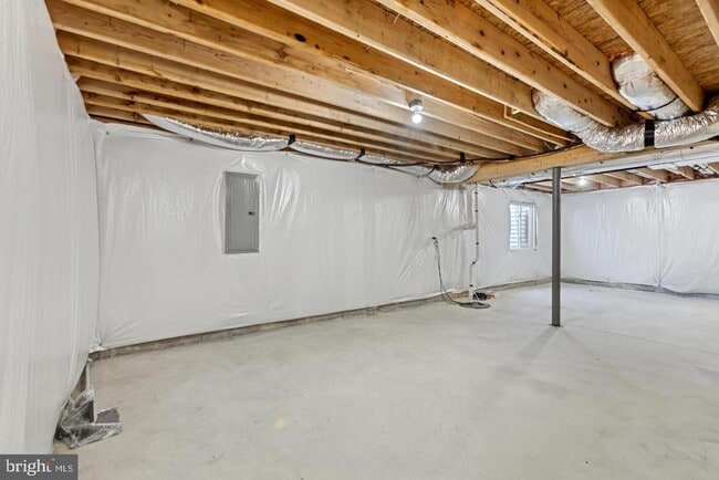 Building Photo - 156 Trapper Ln