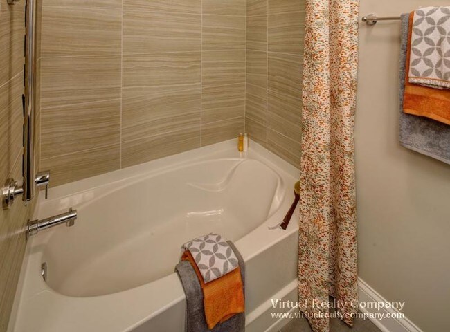 Building Photo - 1500 Lake Cook Rd