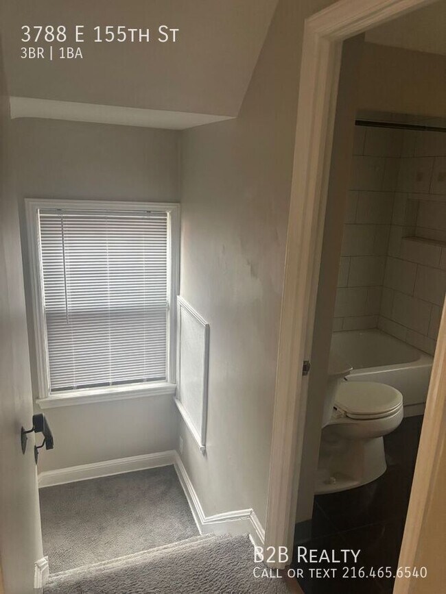 Building Photo - 3788 E 155th St